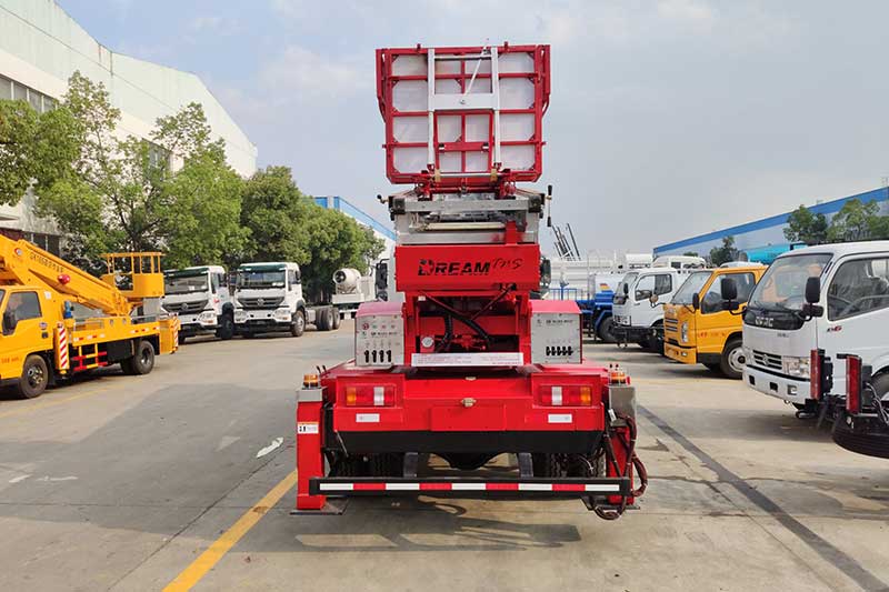45米云梯车-47米云梯车