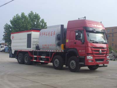 重汽前四后八同步碎石封层车